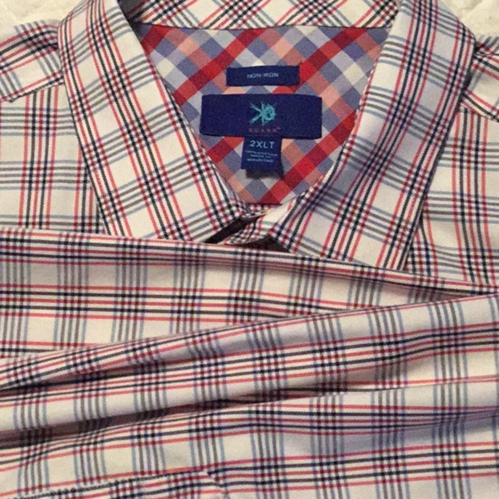 Big and Tall Men’s wearhouse 2xlt dress shirt